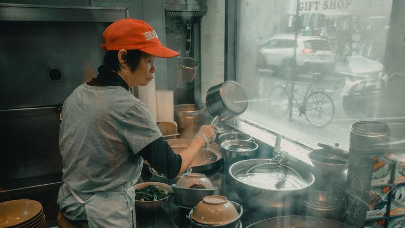 开在美国的中餐馆,其实比谁都会过圣诞